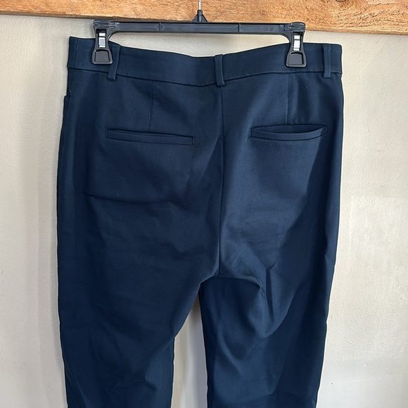 The Sutton Pant - Picture 5 of 9